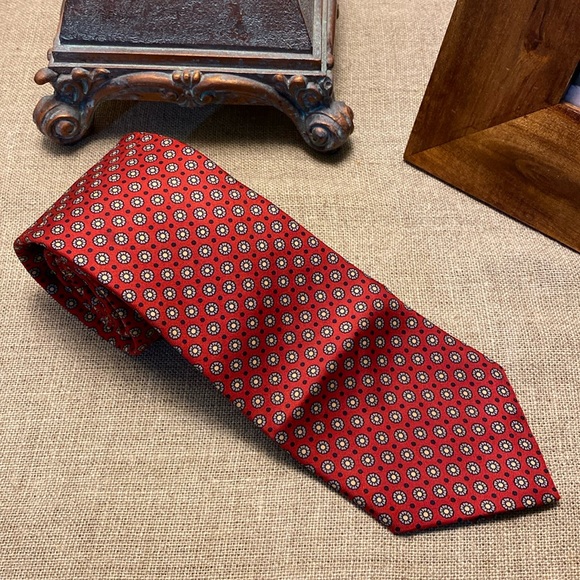 Neiman Marcus Handmade All Silk Tie - Picture 1 of 6